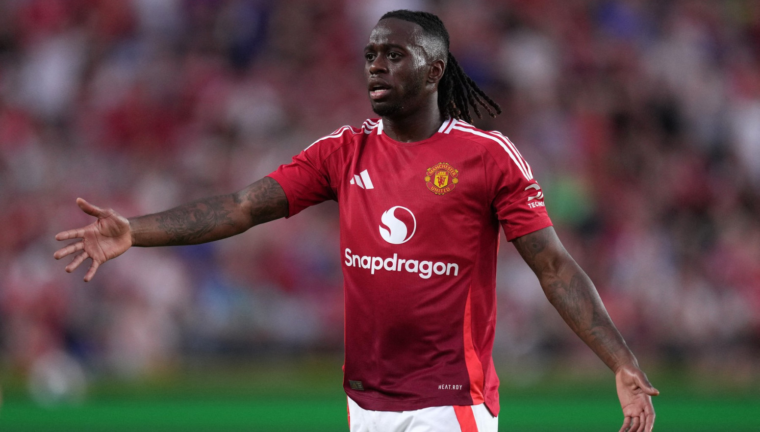 Van Bisaka potpisao za Vest Hem VIDEO