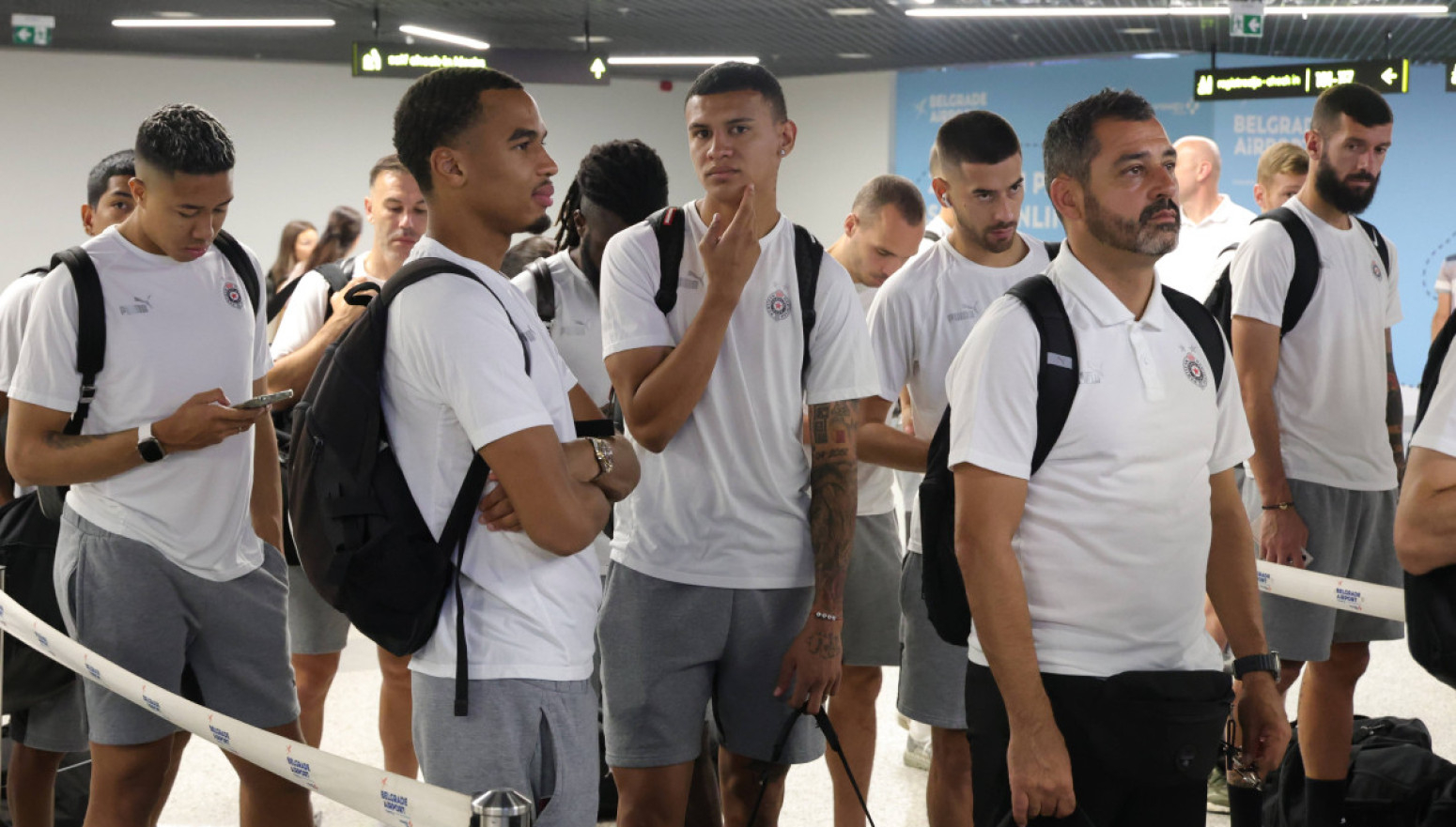 Crno-beli otputovali u Lugano – Stanojević poveo 24 igrača FOTO