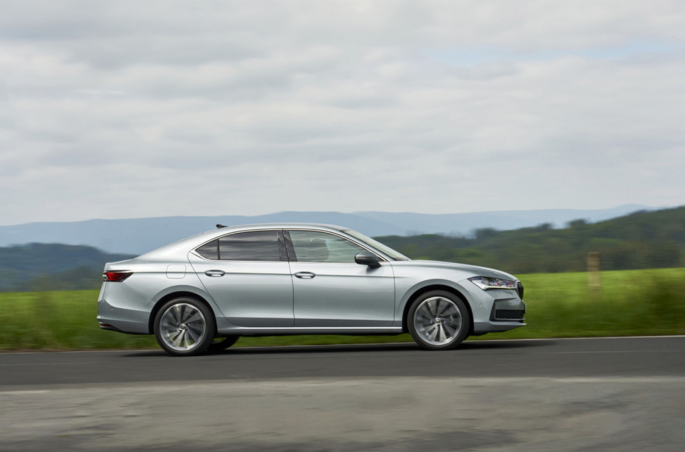 Prva vožnja: Škoda Superb – ime govori sve