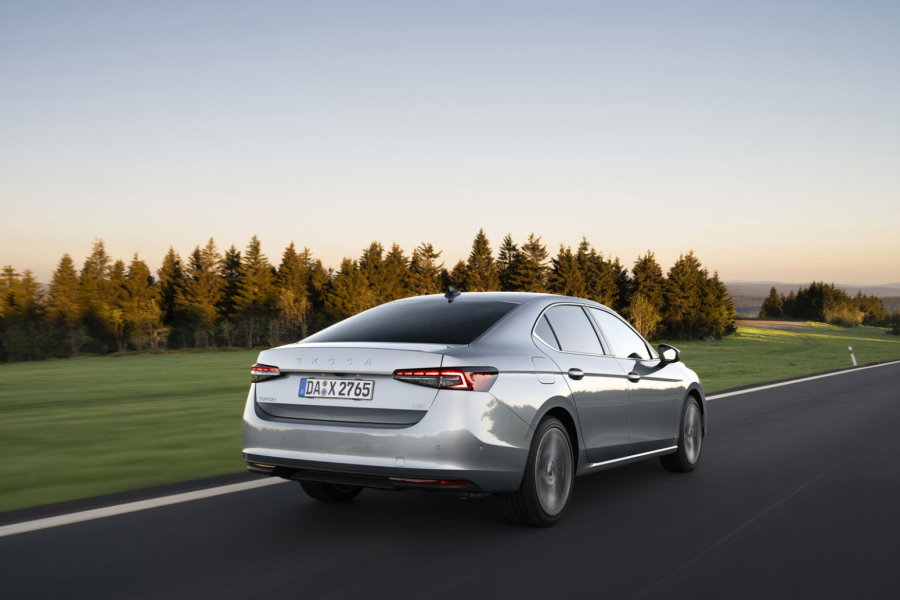 Prva vožnja: Škoda Superb – ime govori sve