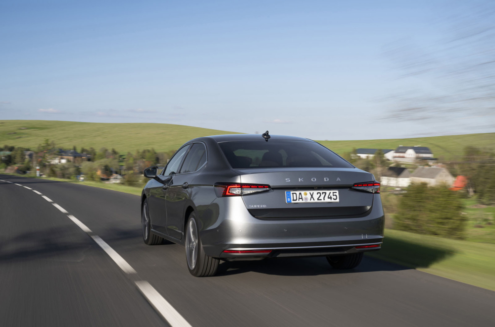 Prva vožnja: Škoda Superb – ime govori sve