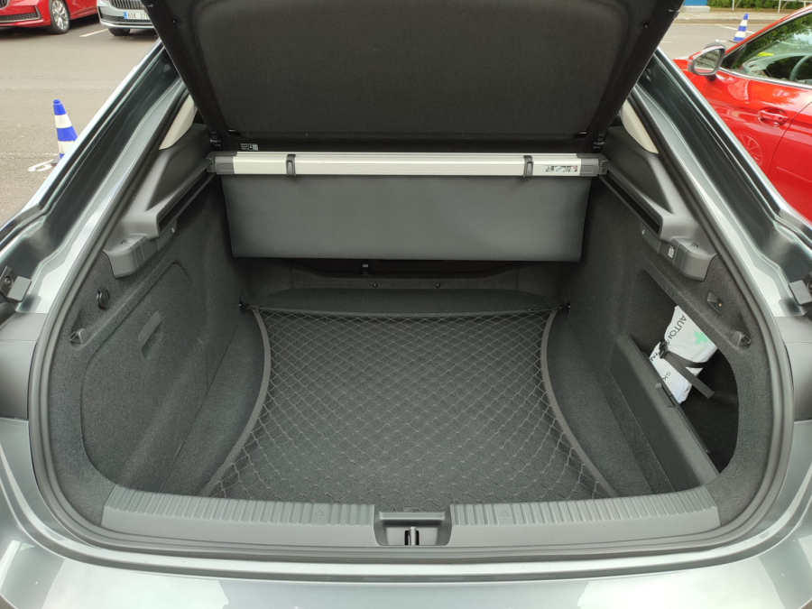 Prva vožnja: Škoda Superb – ime govori sve