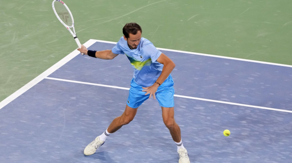 Medvedev ponovo "poludeo": "U čemu je problem?" FOTO