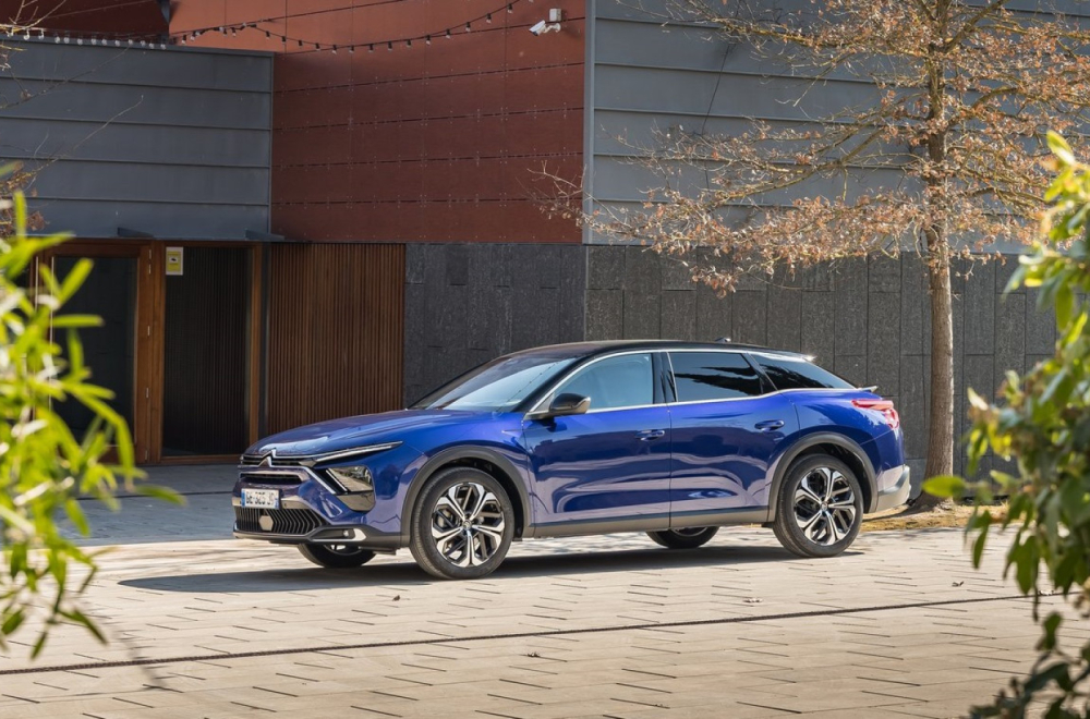 Odlazak posle 100 godina: Čuveni brend napušta veliku zemlju, jedva da se prodaju