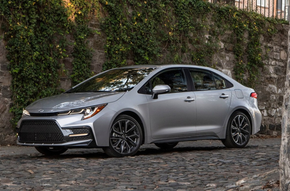 Toyota povlači 33.000 vozila – zbog pogrešne nalepnice