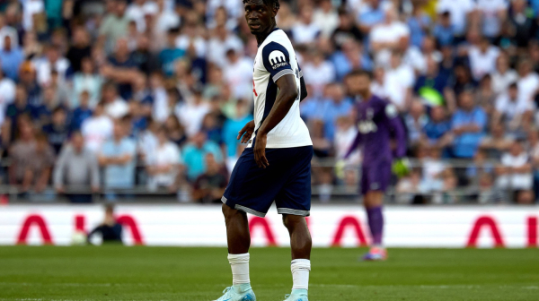 Bisuma suspendovan zbog konzumiranja gasa za smejanje