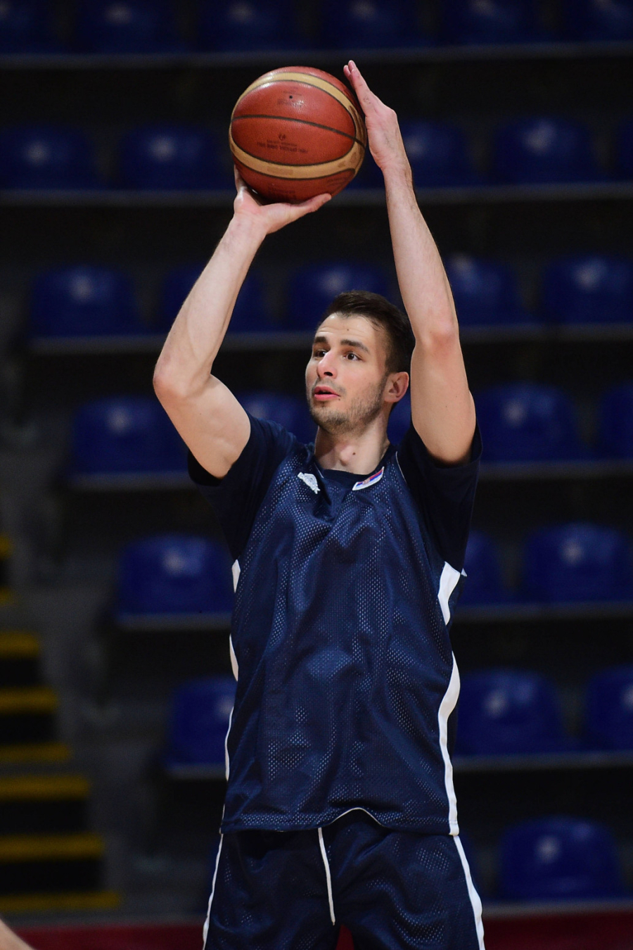 Naši poznati sportisti napravili veliko svadbeno veselje: Jokić najveseliji, igra raskopčan na stolici VIDEO