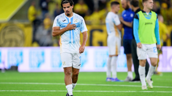 Neuništiva Rijeka – sa igračem manje do vrha HNL-a VIDEO