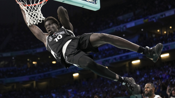 Sudanac na ceni posle Olimpijskih igara – dobio novi NBA ugovor