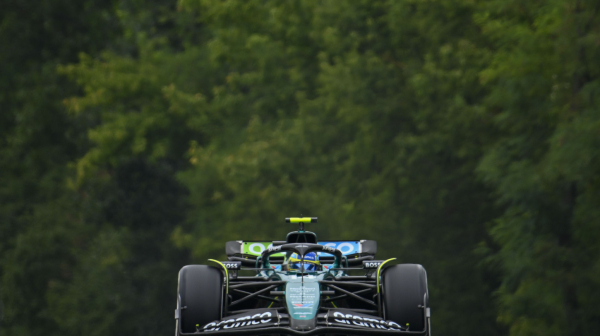 Alonso ili Hamilton? Aston Martin ima "keca u rukavu"