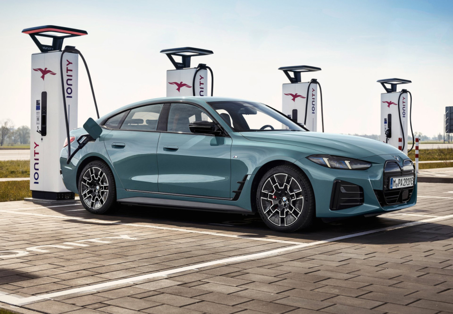 Automobilski haos: Električni snovi se ruše, a benzinci se vraćaju na velika vrata?