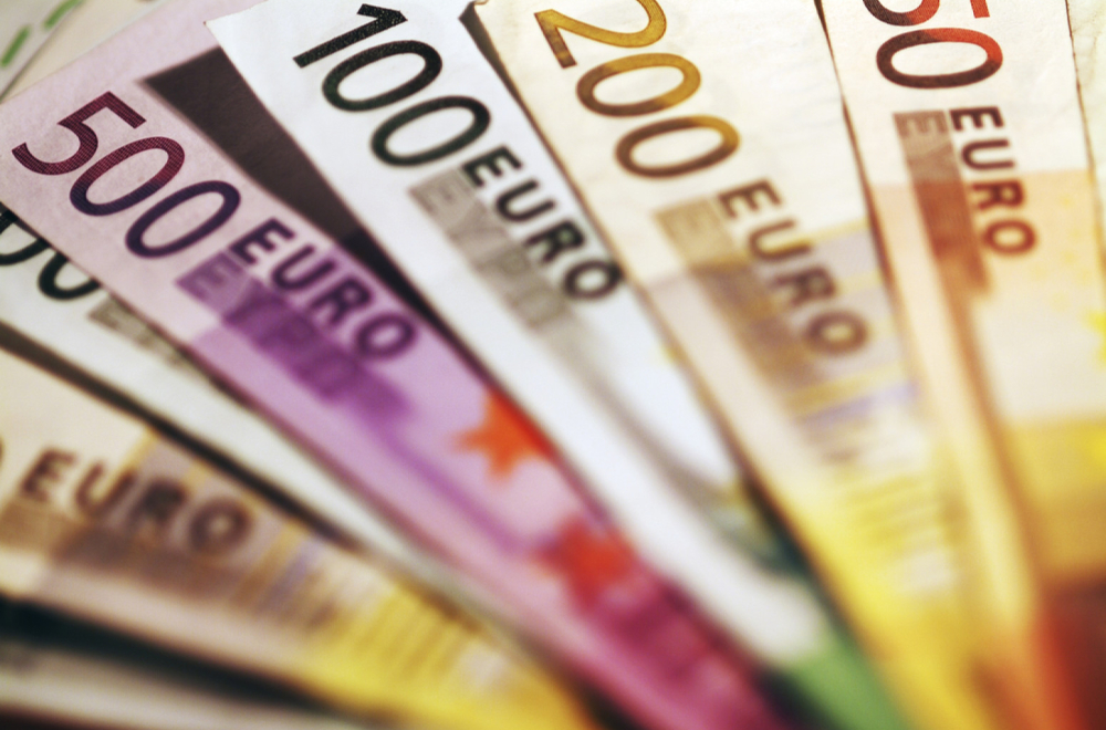 Spremite se, dolazi...