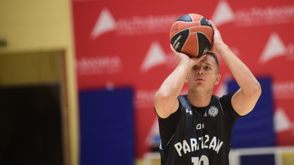 Lakić: "Moramo da shvatimo da je sezona počela" Vašington: "Bićemo spremni za naredni meč"