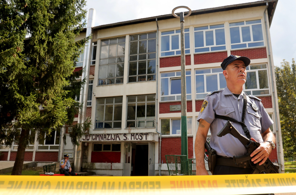 Ubica iz Sanskog Mosta osuđen na 42 godine: Usmrtio troje kolega, pa se izvinio porodicama