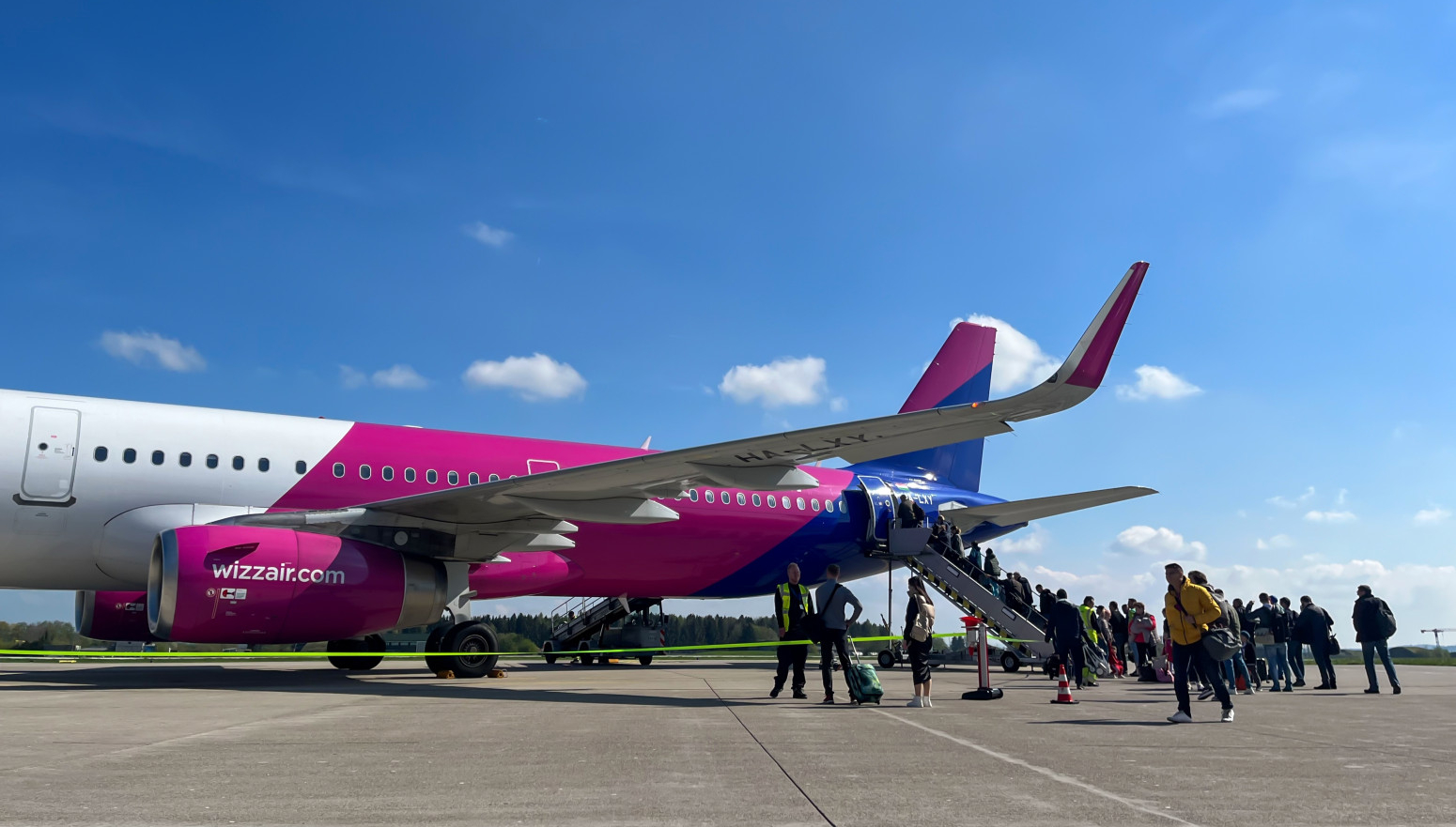 Napuštaju Beč, zatvaraju bazu