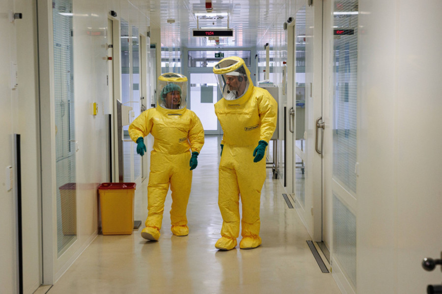 Ebola odnela 130 života: Strah od širenja van granica Konga, SZO hitno traži rešenje