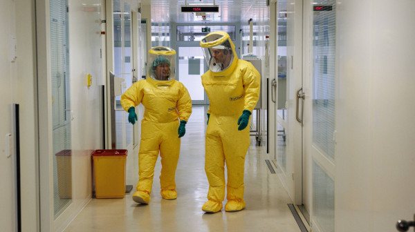 Ebola odnela 130 života: Strah od širenja van granica Konga, SZO hitno traži rešenje