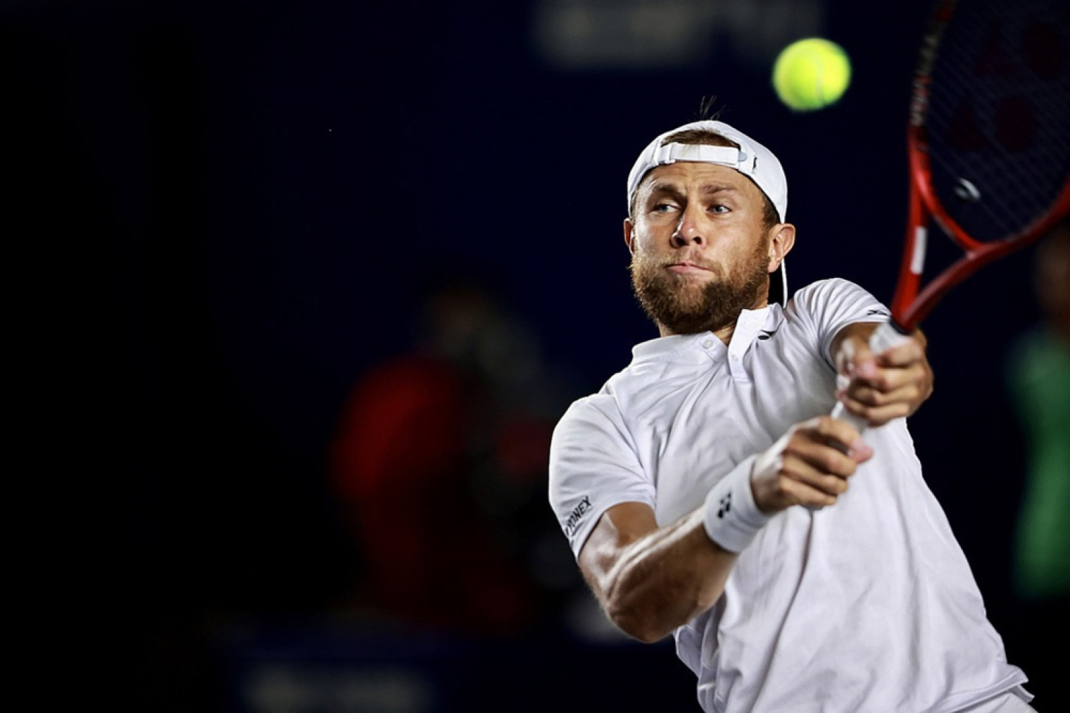 Đokovića izaziva heroj nacije