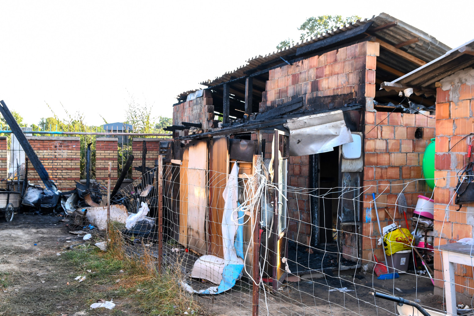 Detalji požara u Novom Sadu: Stradala deca uzrasta dve do sedam godina, poznat uzrok FOTO/VIDEO