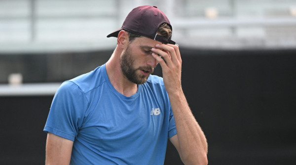 Američki teniser zbog poraza u Njujorku napravio haos na terenu VIDEO