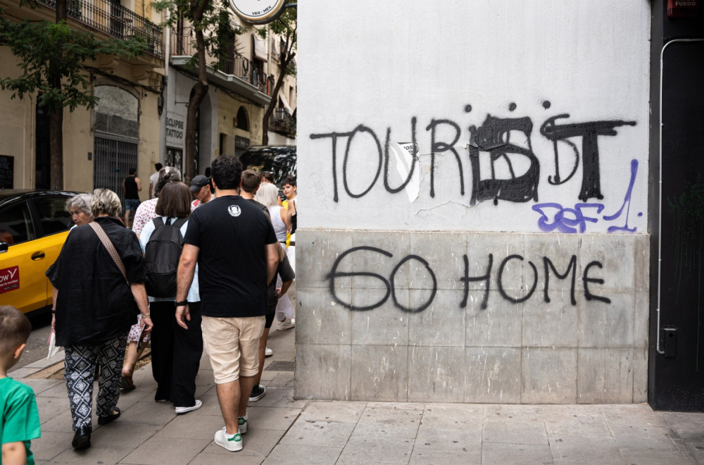 Još jedna zemlja odlučila: Kazne i ograničenja protiv prekomernog turizma