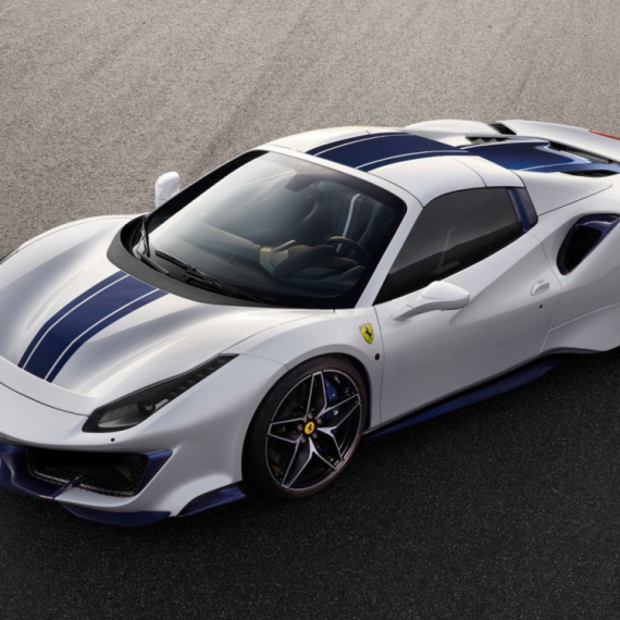 Nije platio porez, država mu uzela auto: Skupoceni Ferrari se prodaje na aukciji