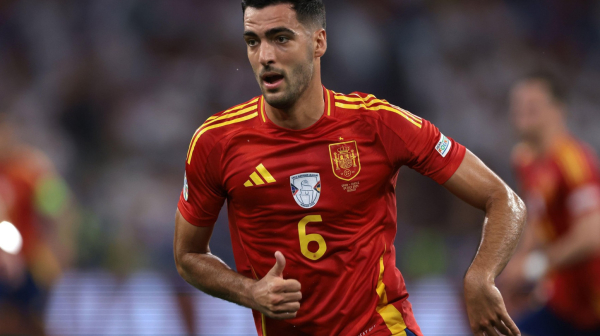 Arsenal dovodi Merina