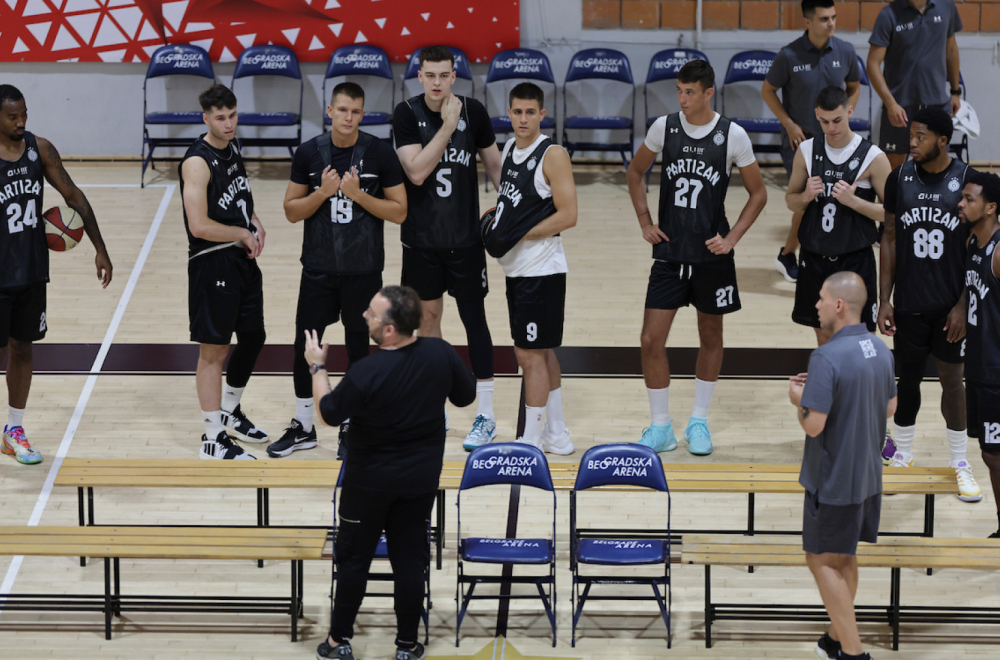 Hoćete da gledate Partizan iz prvog reda – spremite milion! FOTO