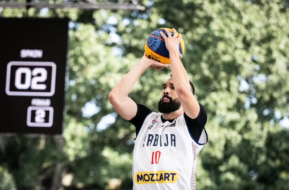 Srbija izbacila olimpijskog šampiona za polufinale EP! VIDEO