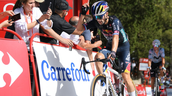 Roglič kralj uspona, trijumf Slovenca u osmoj etapi Vuelte VIDEO