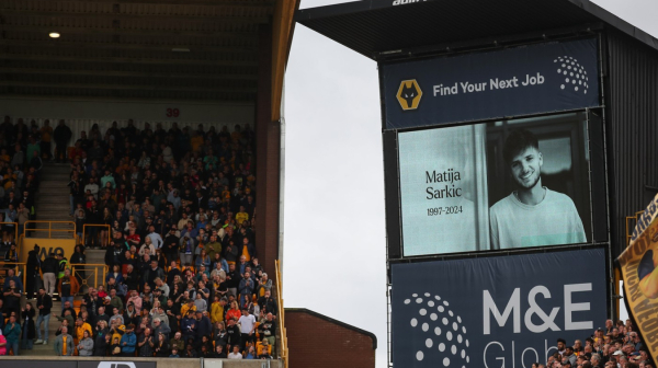 Aplauz za večnost – Vulverhempton se oprostio od Matije Šarkića FOTO