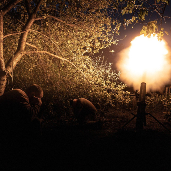 Padaju delovi Rusije; Zelenski: Zauzeto