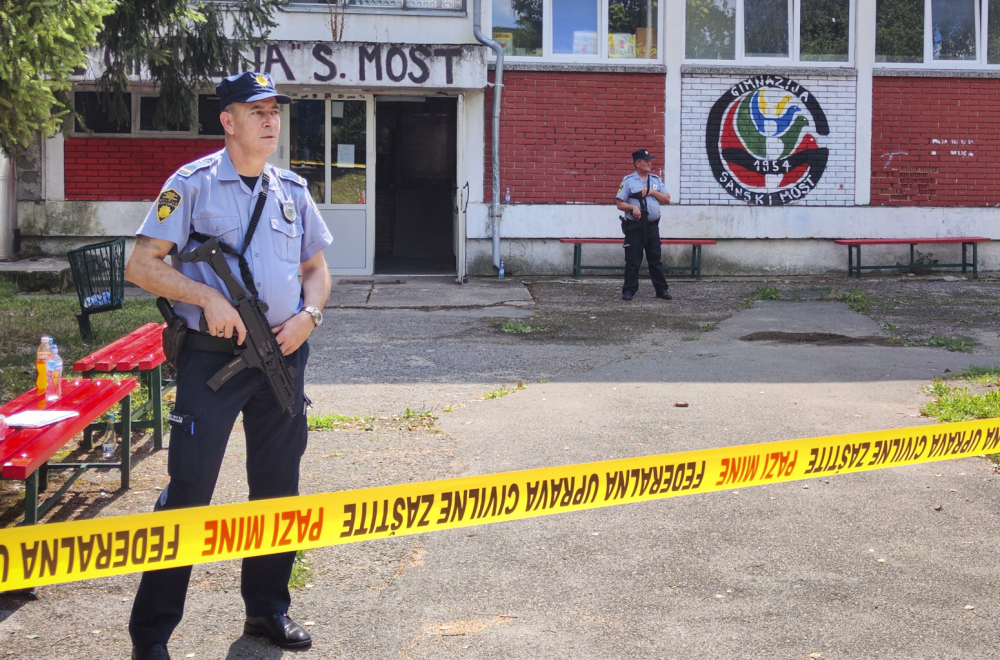 Dan žalosti u BiH zbog ubistva u gimnaziji