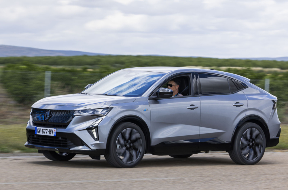 Prva vožnja: Renault Rafale – džet set