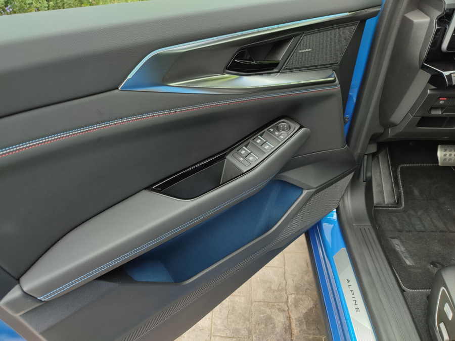 Prva vožnja: Renault Rafale – džet set