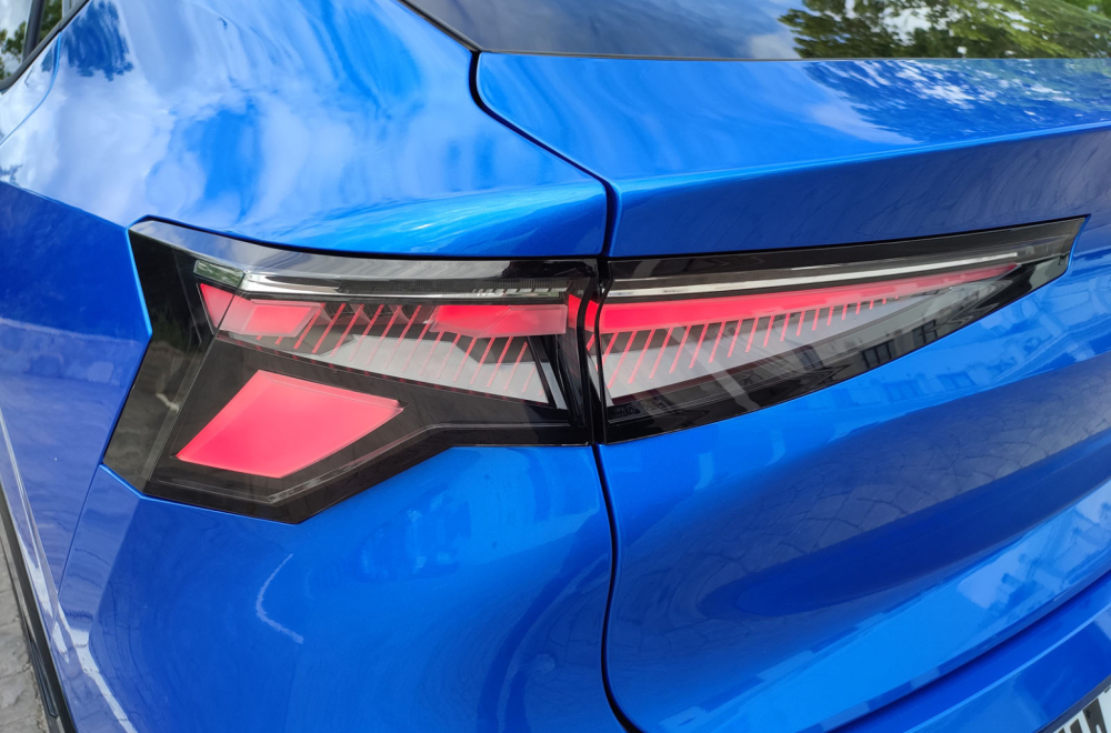 Prva vožnja: Renault Rafale – džet set