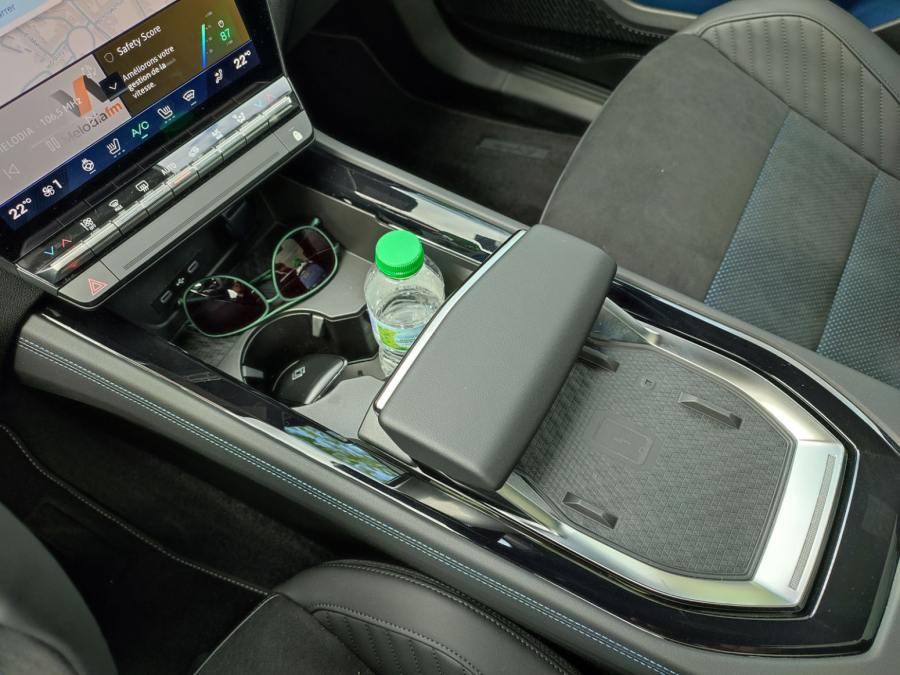 Prva vožnja: Renault Rafale – džet set