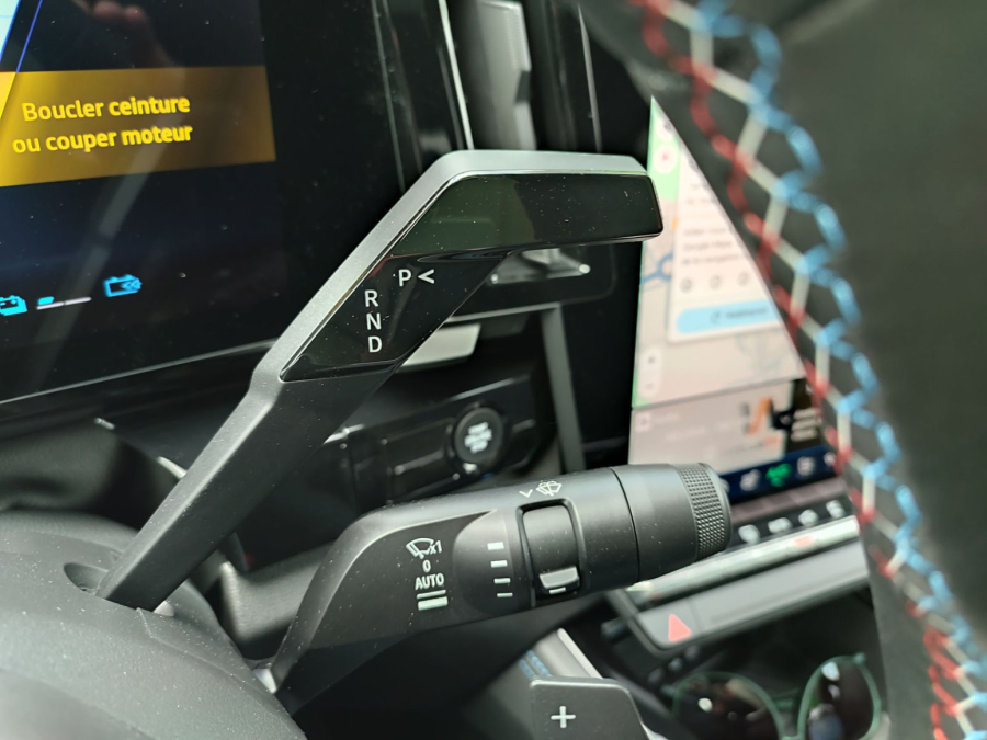 Prva vožnja: Renault Rafale – džet set