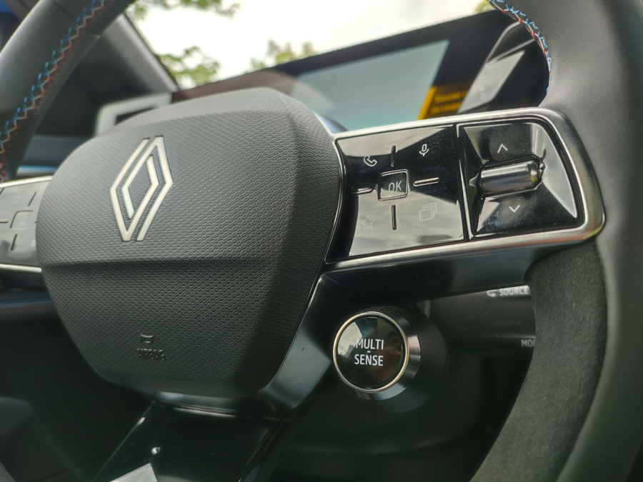 Prva vožnja: Renault Rafale – džet set