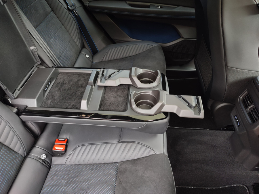 Prva vožnja: Renault Rafale – džet set