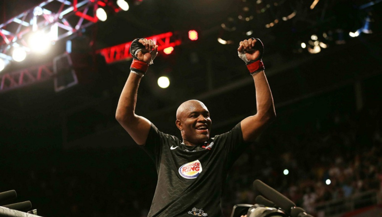 Neverovatno: Srušen rekord Andersona Silve VIDEO