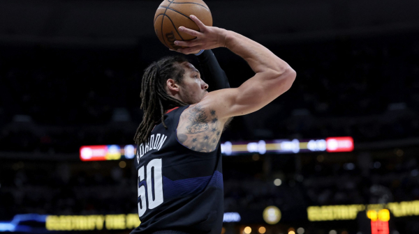 Gordon menja broj u čast preminulog brata