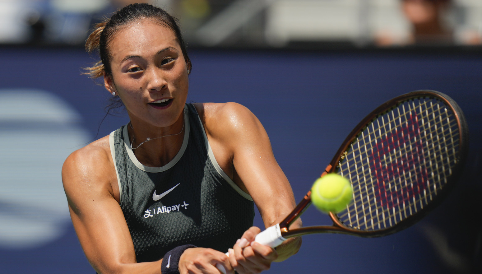 Pobede Dženg, Done Vekić i Svitoline