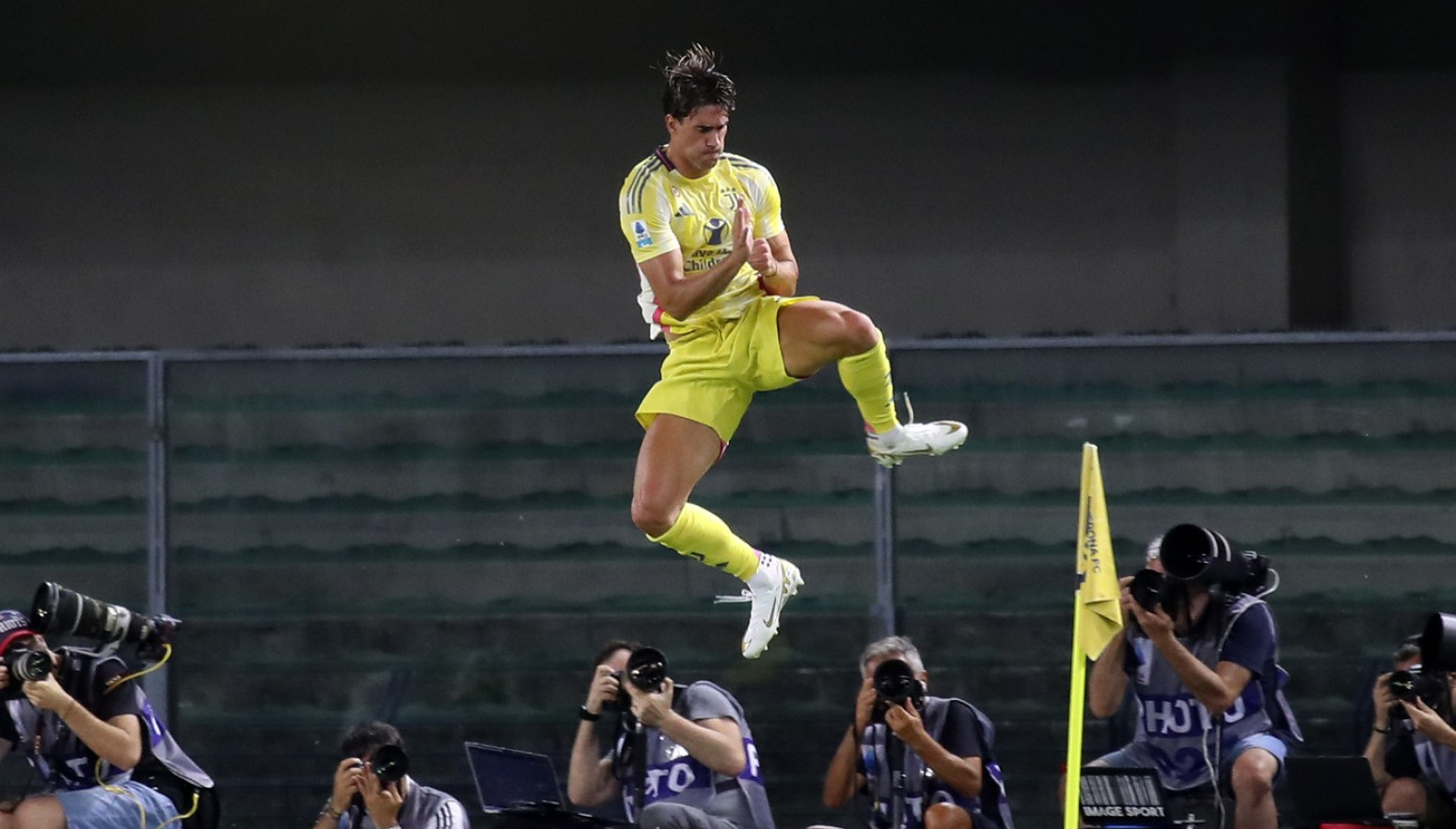 Vlahović rešetao i doneo pobedu Juventusu! VIDEO