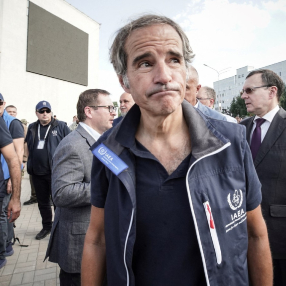 Grosija čuvaju "Kobre"