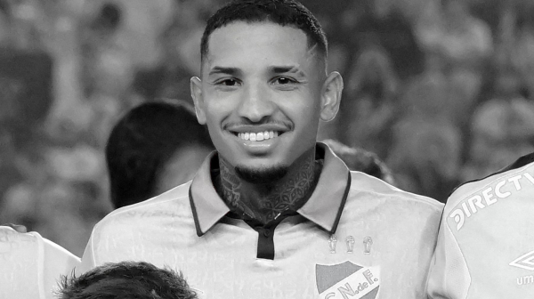 Umro fudbaler koji se srušio na utakmici Kopa Libertadores!