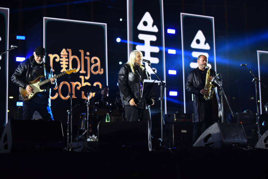 To vam je kao da imete 5 ćalaca: Evo šta sve niste znali o novom pevaču Riblje čorbe VIDEO