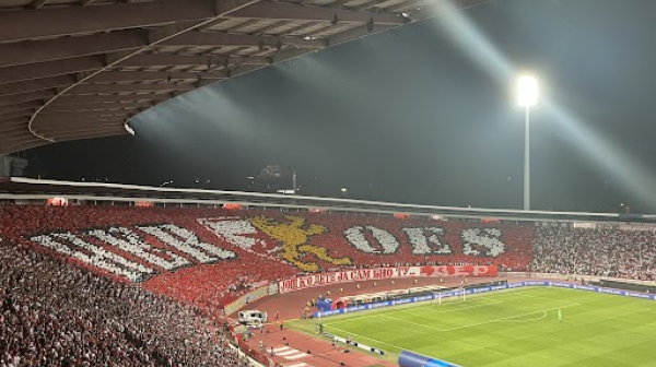 "Idem sa tatom na Marakanu" – Zvezda poziva stihovima Bore na spektakl