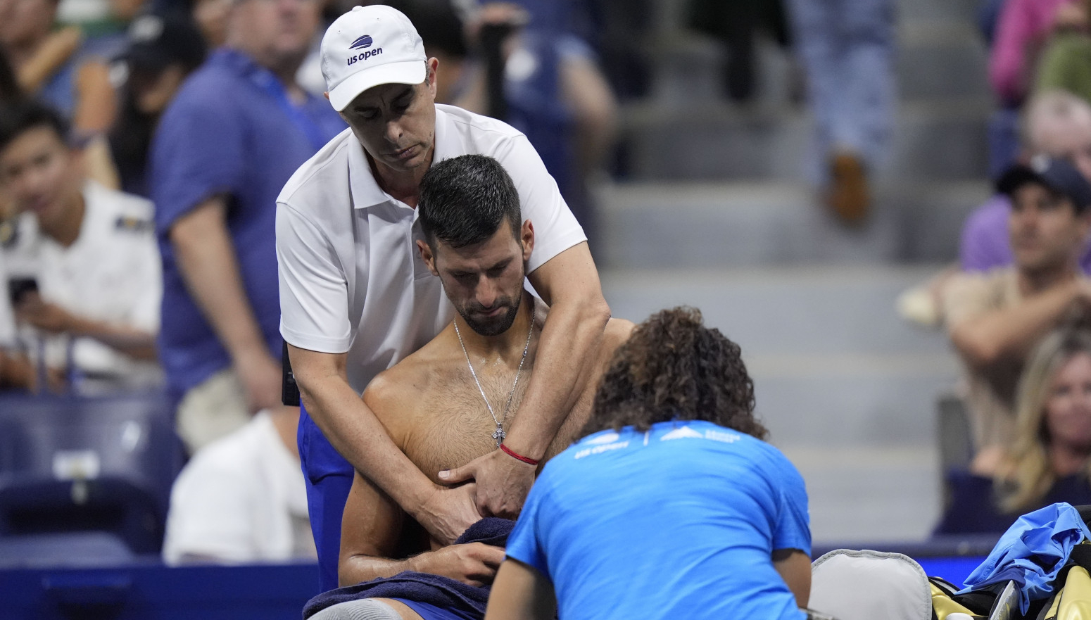 Teški uslovi, Novak i Laslo tražili pomoć fizija FOTO
