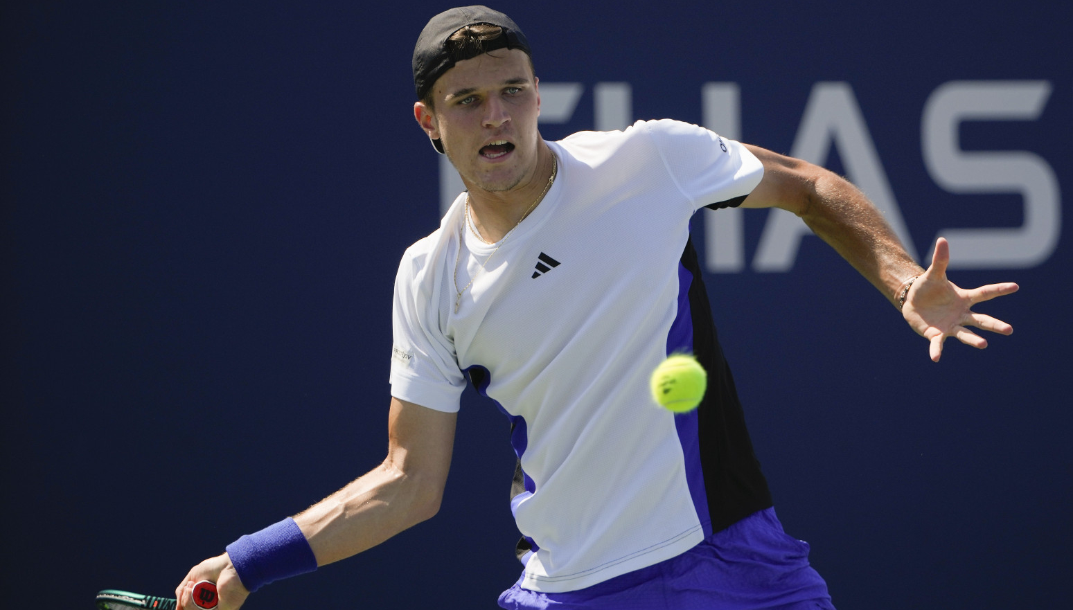 Mensik maratonac napravio preokret za pamćenje VIDEO